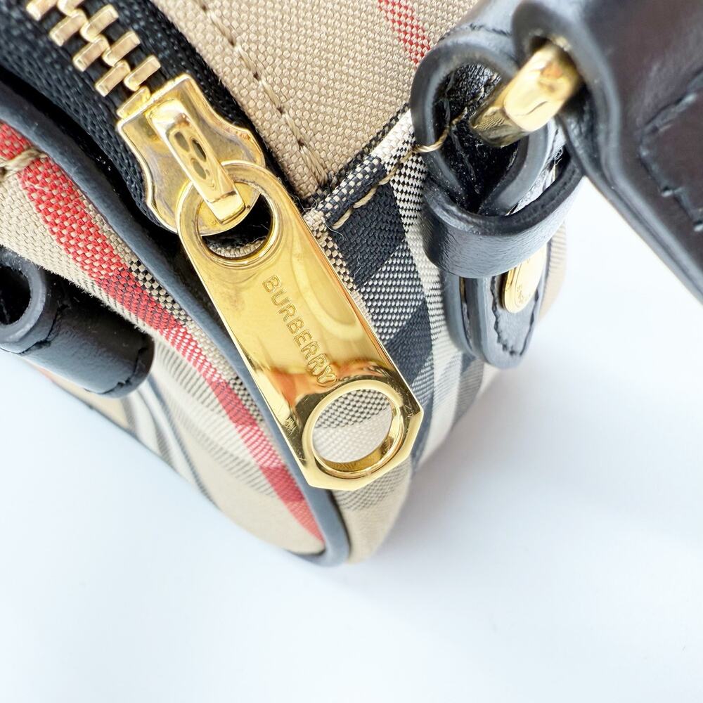 Burberry Vintage Check and Leather Mini Camera Bag Purse - Picture 10 of 15